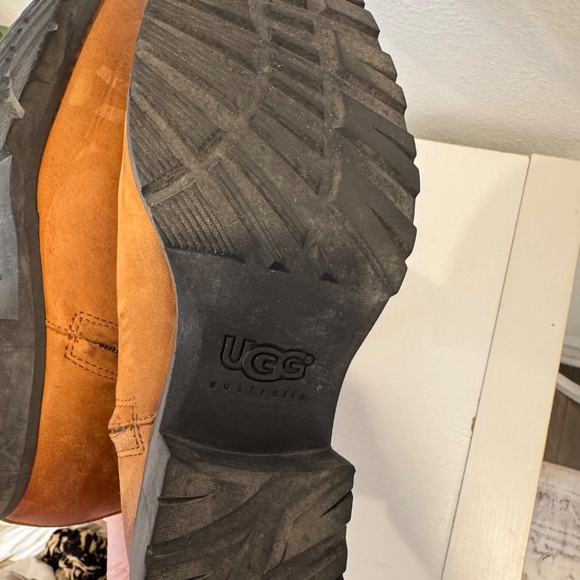 UGG Australia Broome Il Leather and Shearling Riding Boots - Picture 16 of 16